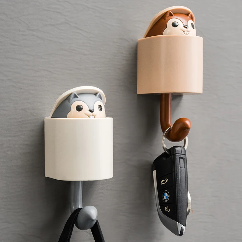 Creative Hanging Squirrel cartoon animal rustic home decor Home decoration wall accessories Kitchen bathroom living room