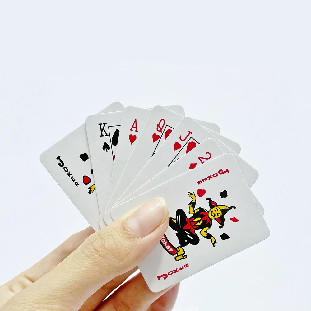 1pc Mini Solitaire Playing Cards Portable Travel Multiplayer Party Children Gift Outdoor Game Toy 5.3*3.8 Cm Board | Спорт и