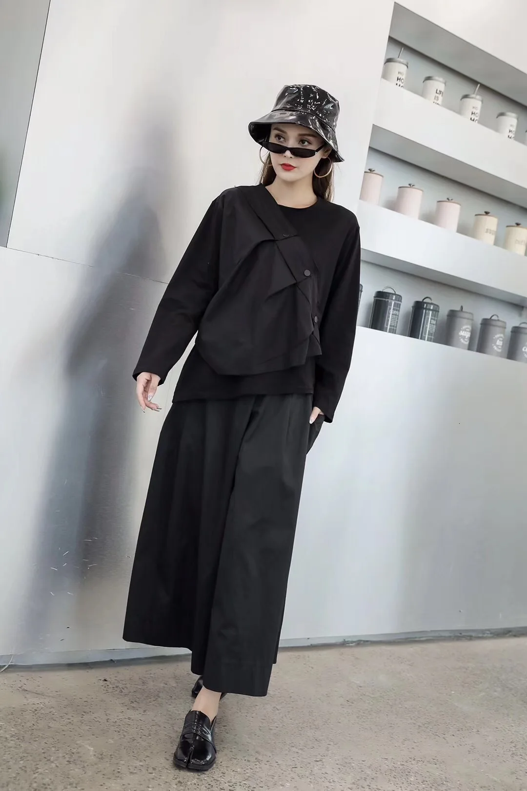 Concise Autumn Urban Leisure Round Neck Long Sleeve Patchwork Button Niche Design Ins Wind T-shirt ZX380