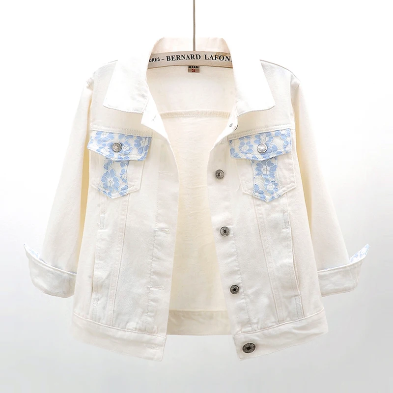 three quarter white jeans