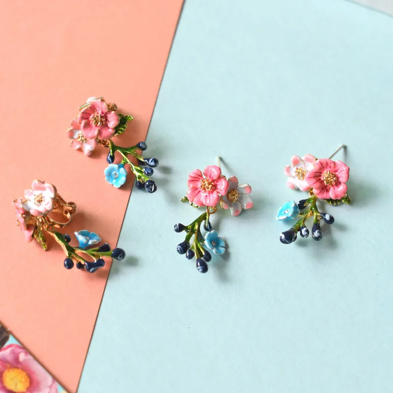 8951396824_999831917