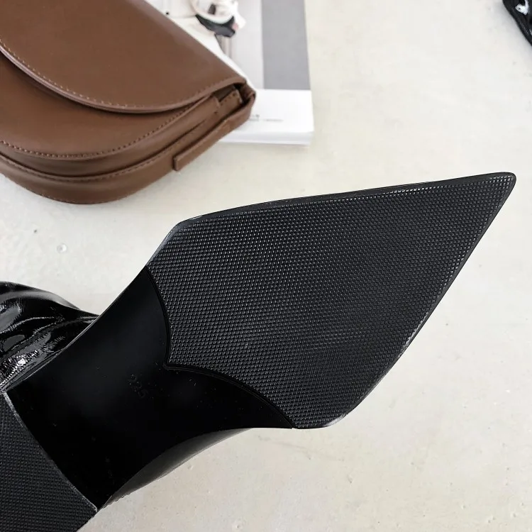 Prova Perfetto/женские ботинки; черные ботфорты с острым носком; пикантные женские ботфорты без застежки; сезон осень-зима; женские ботфорты;