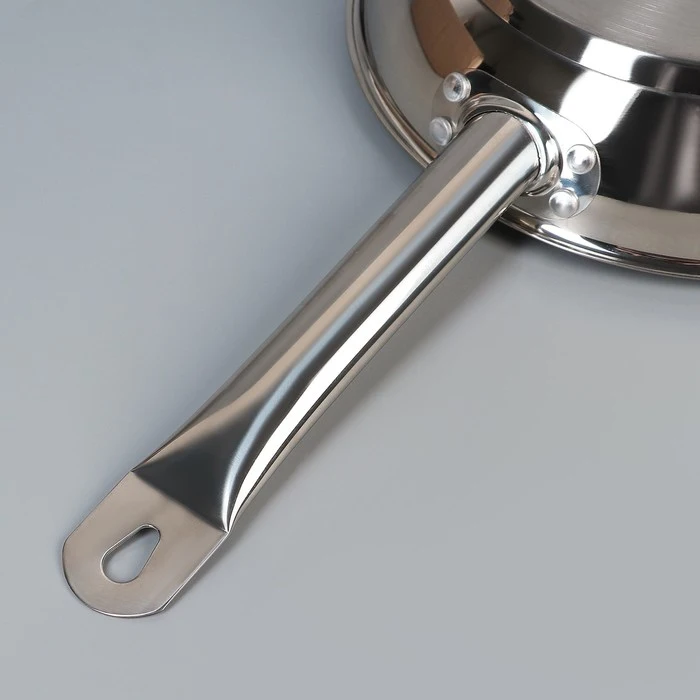  Frying pan 