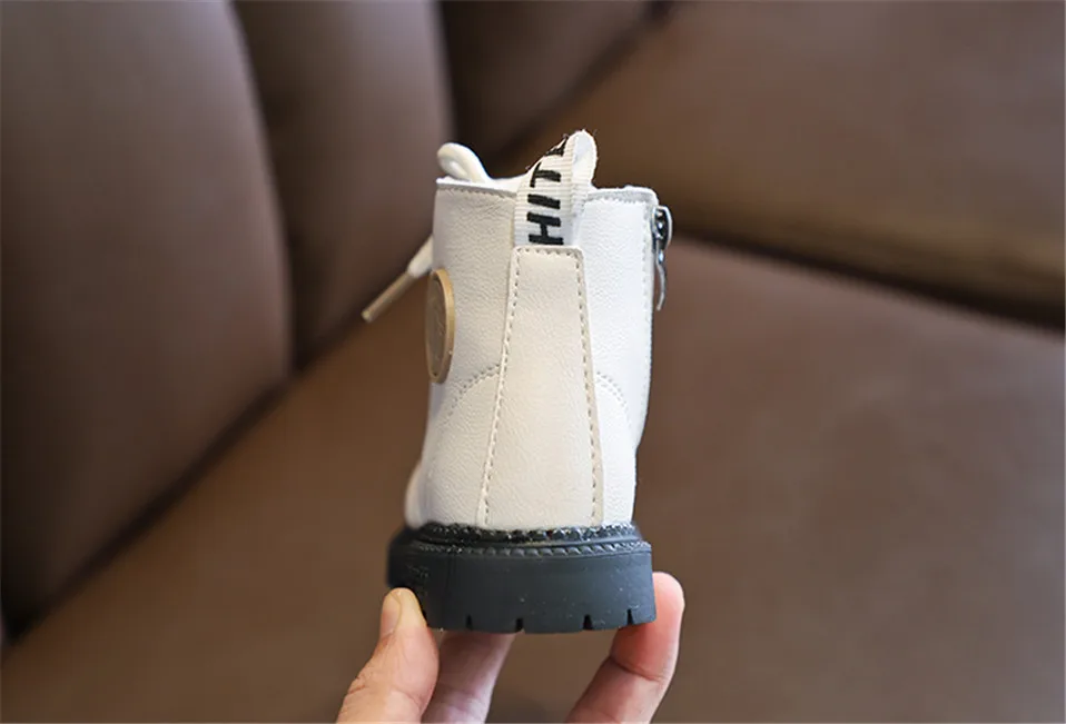 12513143182_1016882337