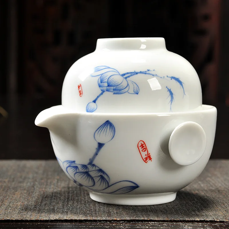 Фарфоровый чайный набор включает в себя 1 чайник 1 чашка, высококачественный элегантный Gaiwan, красивый и легкий чайник. Кофейная чашка