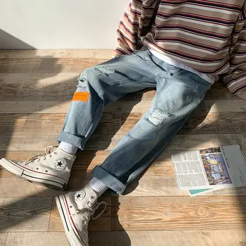 

2020 New Korean Personality Summer Men's Loose Wild Street Students Casual Hole Labeling Nine Points Jeans Hip Hop Streetwear