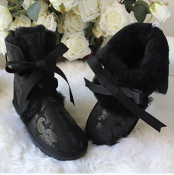 Elegant black Рождественские зимние ботинки для девочек; зимние ботинки на овечьем меху; ботинки принцессы; кожаные ботинки на плоской подошве с бантом; высококачественные теплые ботинки для девушек - Цвет: Elegant black