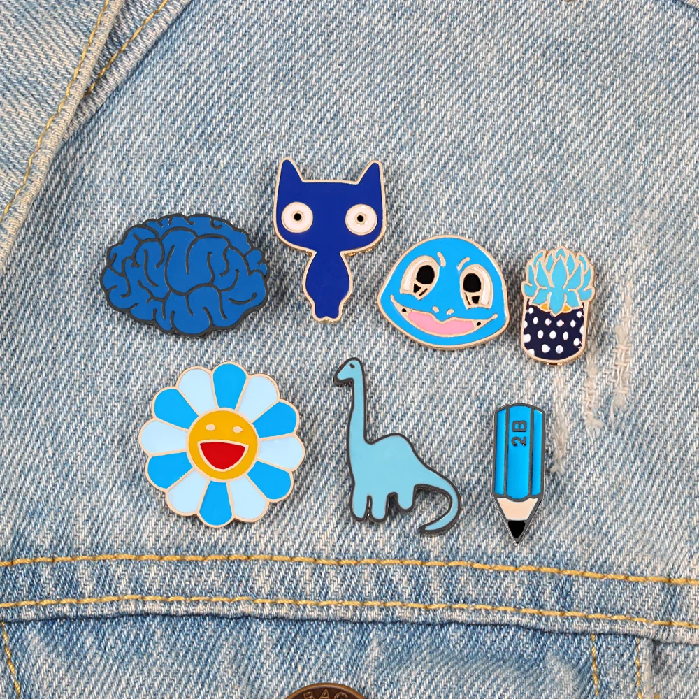 4 Pcs Creative Cat Pattern Brooch Pin Acrylic Flowers Decal Lapel Pin Badge Set for Gift Daily Dress Cloth Decoration