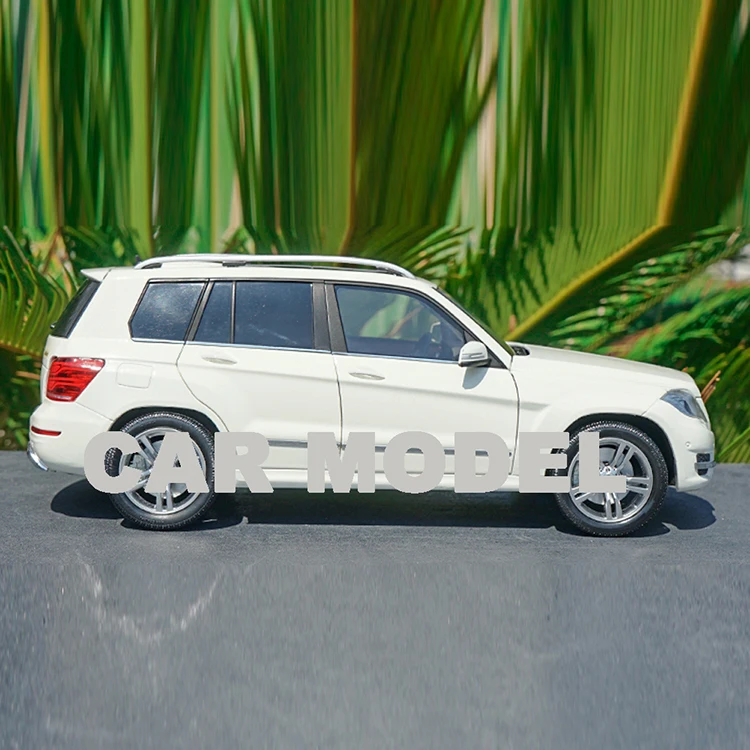 1:18 сплав игрушка с инерционным механизмом 300 Модель автомобиля SUV детских игрушечных автомобилей авторизованный игрушки для детей