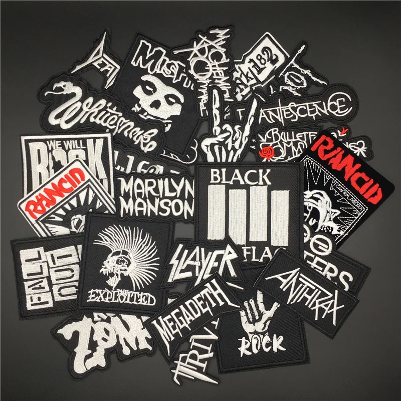 25pcs heavy metal rock band patches with logos like Misfits, Slayer, Megadeth, Anthrax, Rancid, and more in black and white