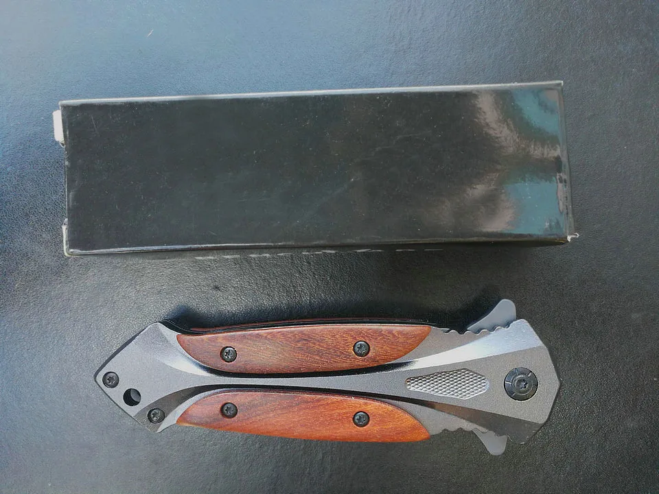 Portable Outdoor Camping Knife High Hardness Folding Knife Multifunctional Army Knife