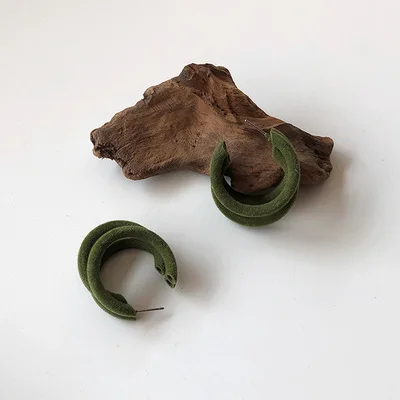 A AOMU Модные Разноцветные многослойные мягкие большие круглые серьги-гвоздики с плюшевыми шариками для женщин, корейские массивные винтажные вечерние ювелирные изделия, подарок - Окраска металла: A