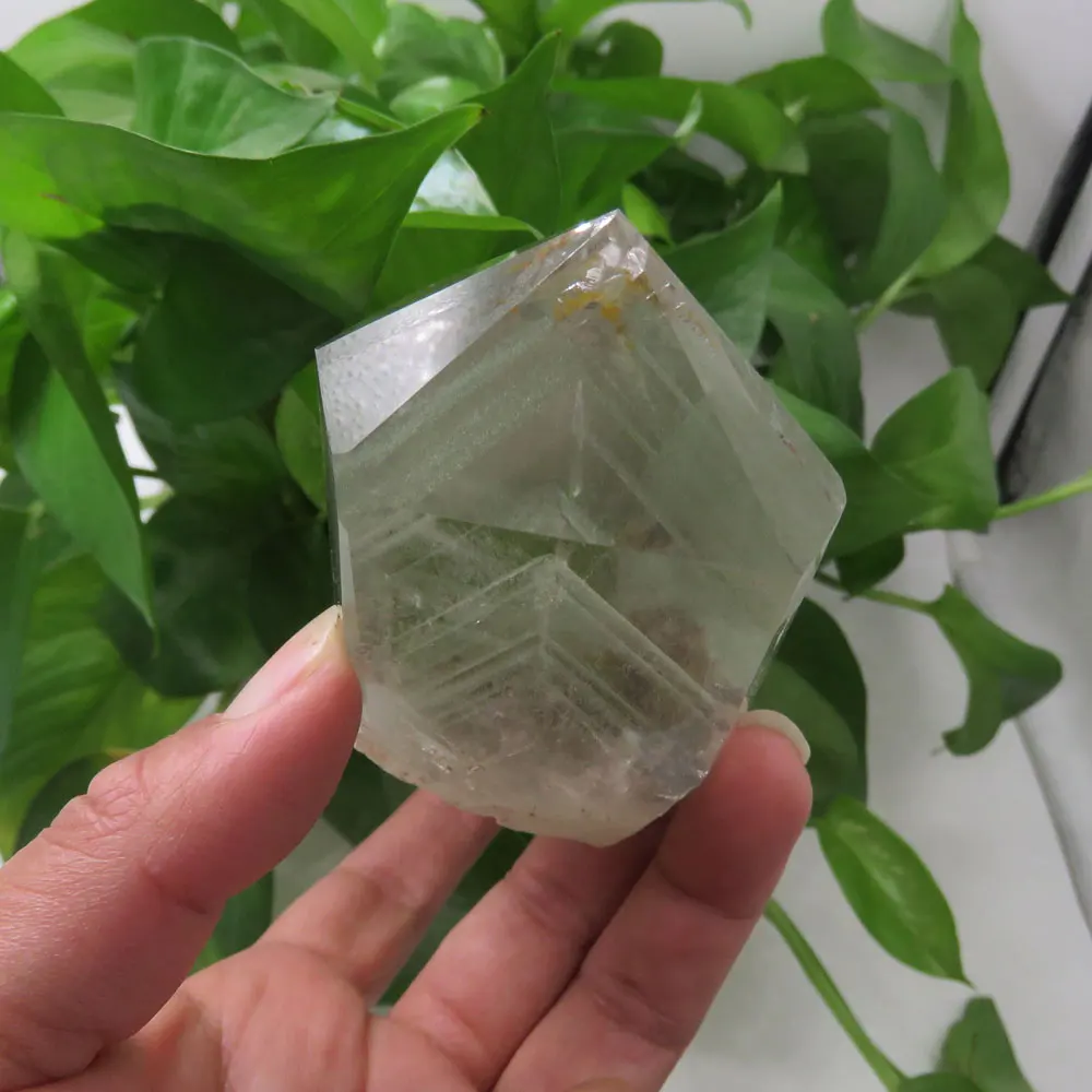 191 г Редкий природный бразильский зеленый призрак Кристальный Колум Пирамидка