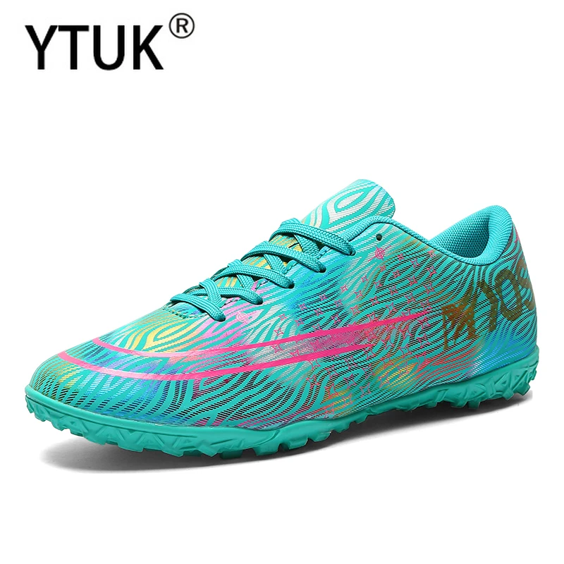 bottom of indoor soccer shoes