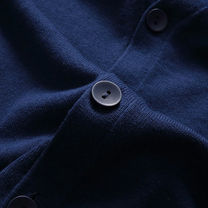 New Cotton Sweater Men Long Sleeve Cardigan Mens V-Neck Sweaters Loose Solid Button Fit Knitting Casual Style Clothing J765