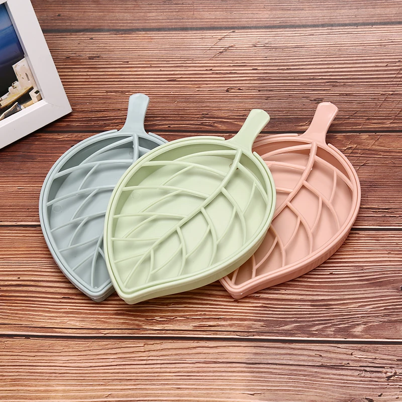 Leaf shape soap holder Non slip soap box Toilet shower tray draining rack bathroom gadgets soap dish soap tray holder 3 color