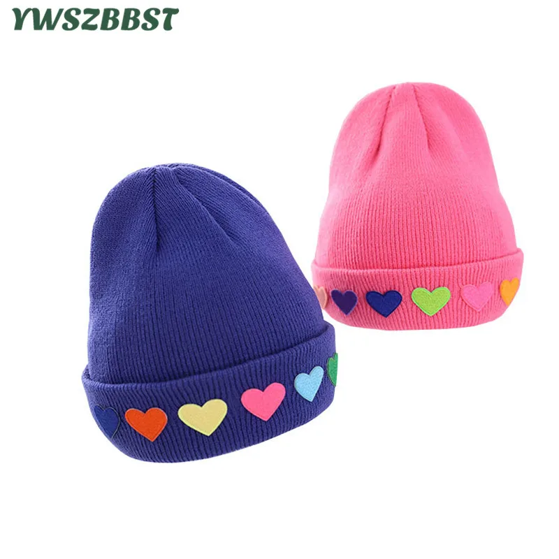 

Autumn Winter Baby Hats with Love Heart Girls Hat Fashion Baby Caps Kids Hat Warm Children Hats Crocheted Cap