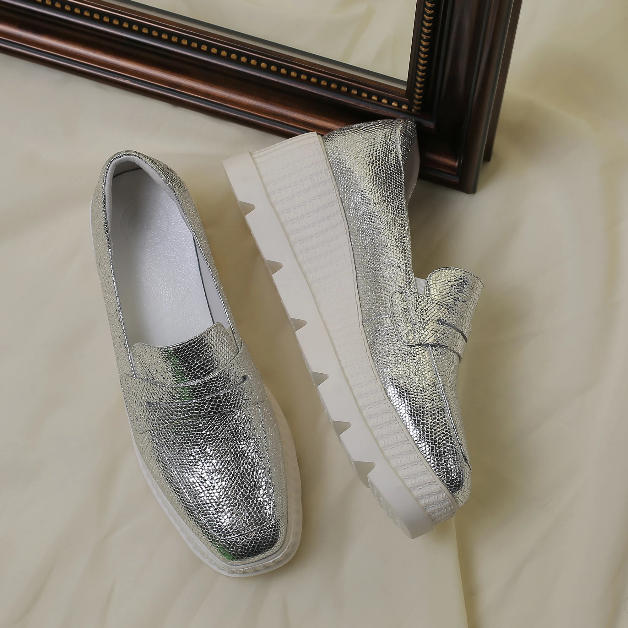 

women's genuine leather slip-on platform flats loafers leisure soft comfortable espadrilles thick sole casual moccasins shoes