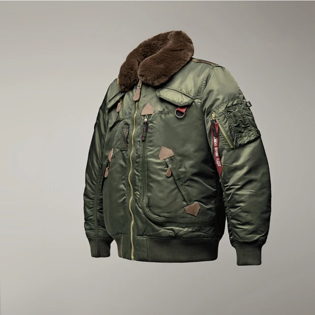 Men's winter short stylish jacket, insulated with sintepon 2021 Green