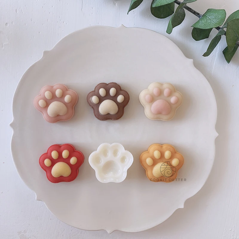 Cat Shaped Mini Cake Pan – Petites Paws