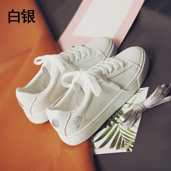 

Woman Leather Shoes 2019 Spring New Fashion Women Lace-up Shoes PU Leather Embroidered Women Casual White Shoes Sneakers 6975