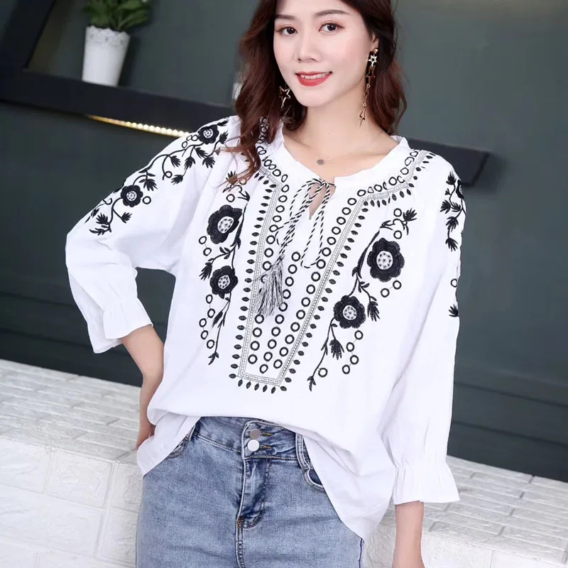 

Summer Spring Autumn Sexy Women Embroidered Lantern Sleeve Blouse Shirt Women Long Sleeve Retro Loose Boho Blouse Tops Female