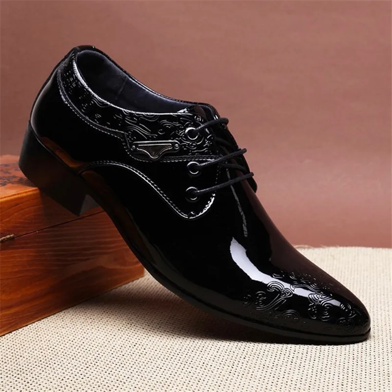 

Men Oxfords Leather Shoes British Black Blue Shoes handmade comfortable formal dress men flats Lace-Up Bullock Business Shoes