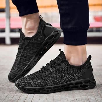

2020 Men Sneakers Mesh Lace-up Men Shoes Breathable Lightweight Comfortable Mens Casual Shoes Fashion Big Size 38-47 Zapatos