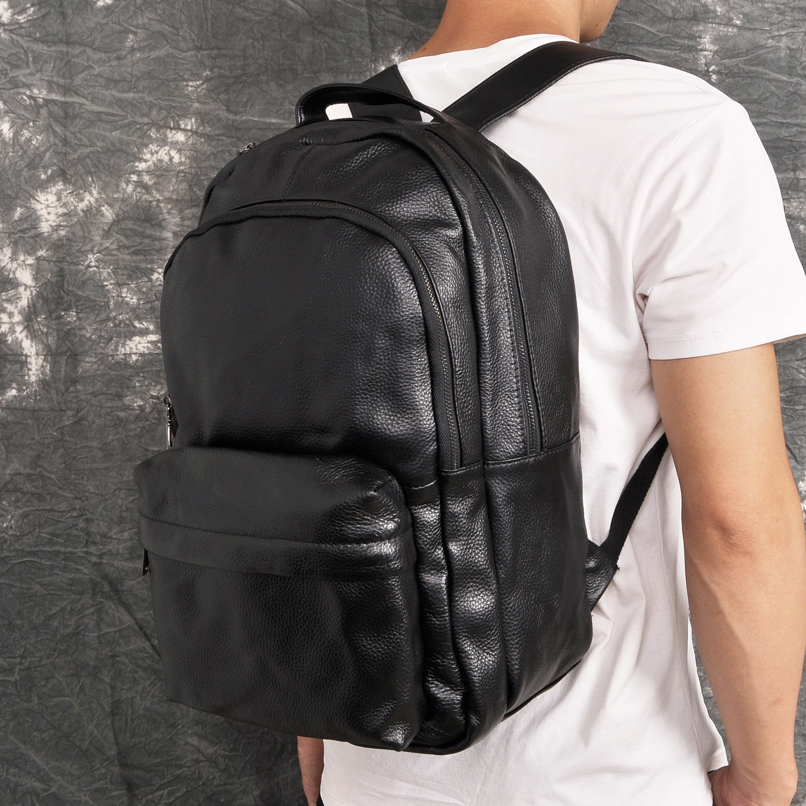 Men Original Leather Design Casual Travel Bag Male Fashion Backpack Daypack College Student School Book 17" Laptop Bag BB335