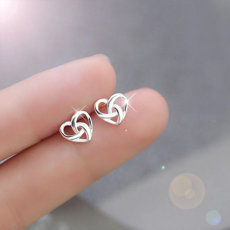 

Fashion Simple Hollow Celtic Heart Studs Earrings Minimalist Jewelry for Women Girls Fine Silver Color Earrings Fashion Jewelry