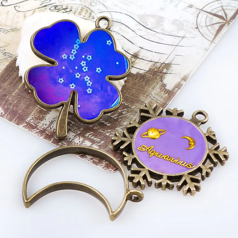 Floco-De-Neve-do-vintage-Trevo-Lua-Antique-Bronze-Metal-Oco-Quadro-Conector-Encantos-Pingente-J