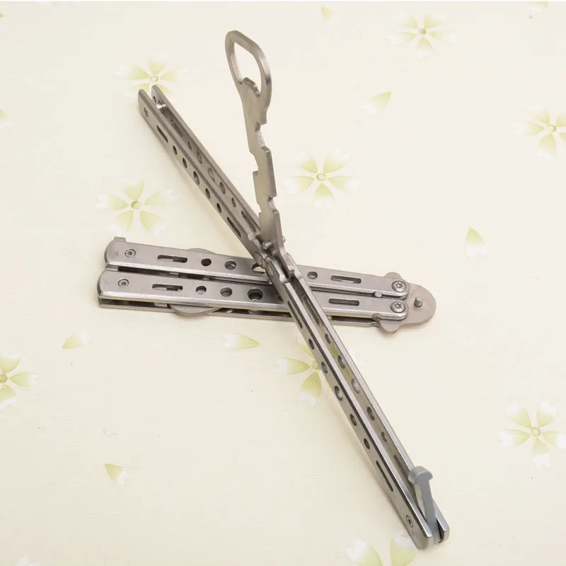 High quality Blade knife Train butterfly swinging knives aluminum handle workout tool knifes oxidized black CS GO game tool