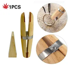 

NEW Jewellers Double Ended Wooden Ring Clamp With Thick Leather Lined Jaws Wedge Wooden Ring Clamp Leather Padding Jewelry Tools