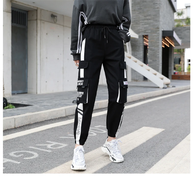 NEW 2020 HOT Women'Pants High Waist pants Big Pockets Cargo pants Baggy Tactical Trouser Loose Streetwear hip hop joggers pants NEW 2020 HOT Women'Pants High Waist pants Big Pockets Cargo pants Baggy Tactical Trouser Loose Streetwear hip hop joggers pants