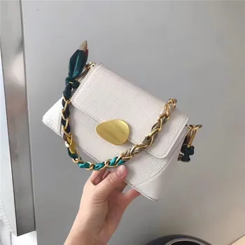 

2020 New Niche Handbags Trendy Luxury Bag Fashion Chain Messenger Bag Portable Small Square Bag Popular Women Bag