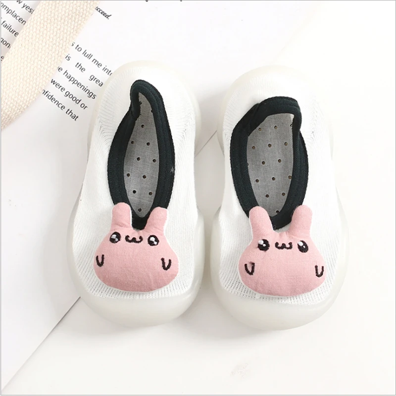 Детские носки с резиновой подошвой носки детские носки тапочки детские закрытый носок туфли тапочка носки с резиновой подошвой мягкая подошва - Цвет: White Rabbit
