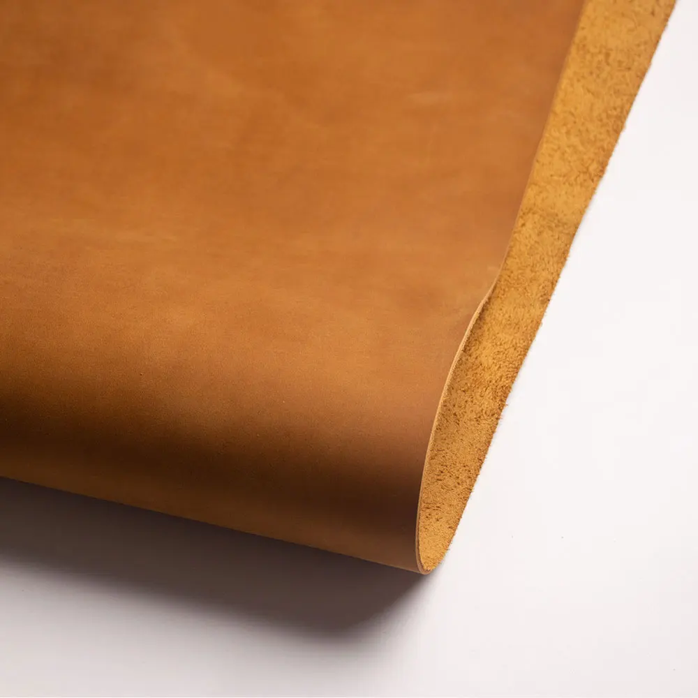 최고 품질의 무두질 가죽 조각 DIY  가죽 소재 전체 곡물 소 가죽 노란색 갈색 가죽 조각 Leathercraft