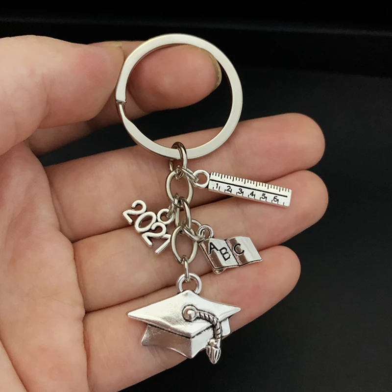 LLavero de ceremonia de graduación, certificado de graduación, recuerdo de graduación, insignia de clase de sombrero de despedida de soltera, 2021| - AliExpress