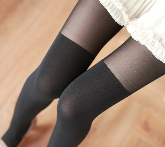 11435491526_1915744064