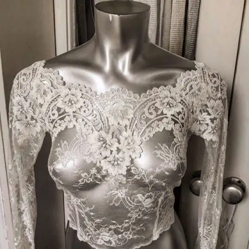 casamento transparente com mangas compridas, branco marfim