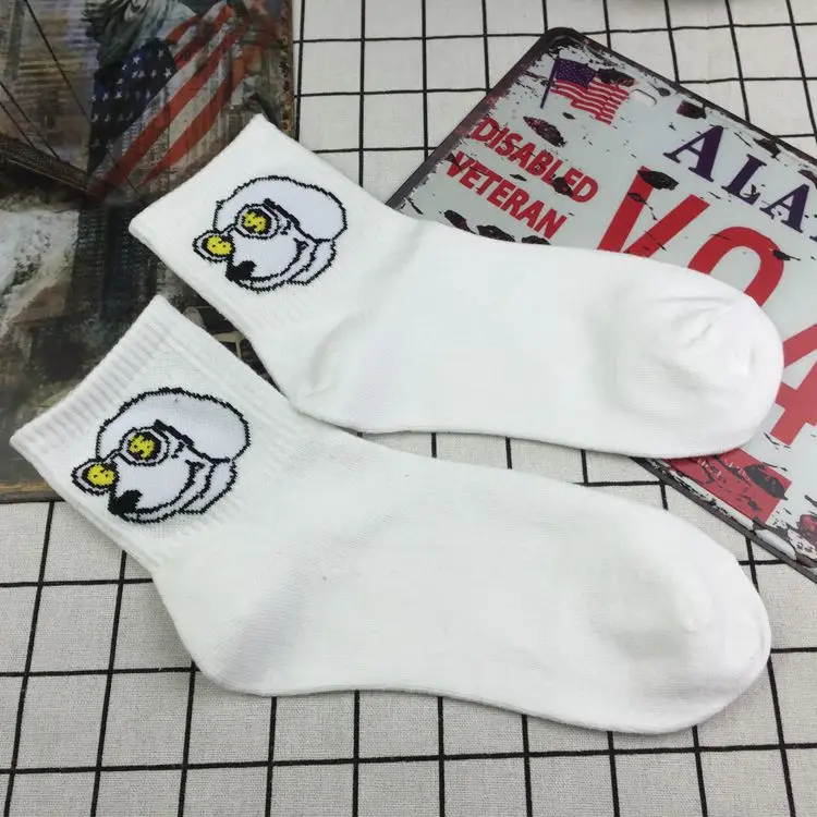 08 Harajuku/милые Короткие Носки с рисунком; хипстерские Носки для скейтбординга; забавные женские модные короткие носки с героями мультфильмов для женщин - Цвет: 08