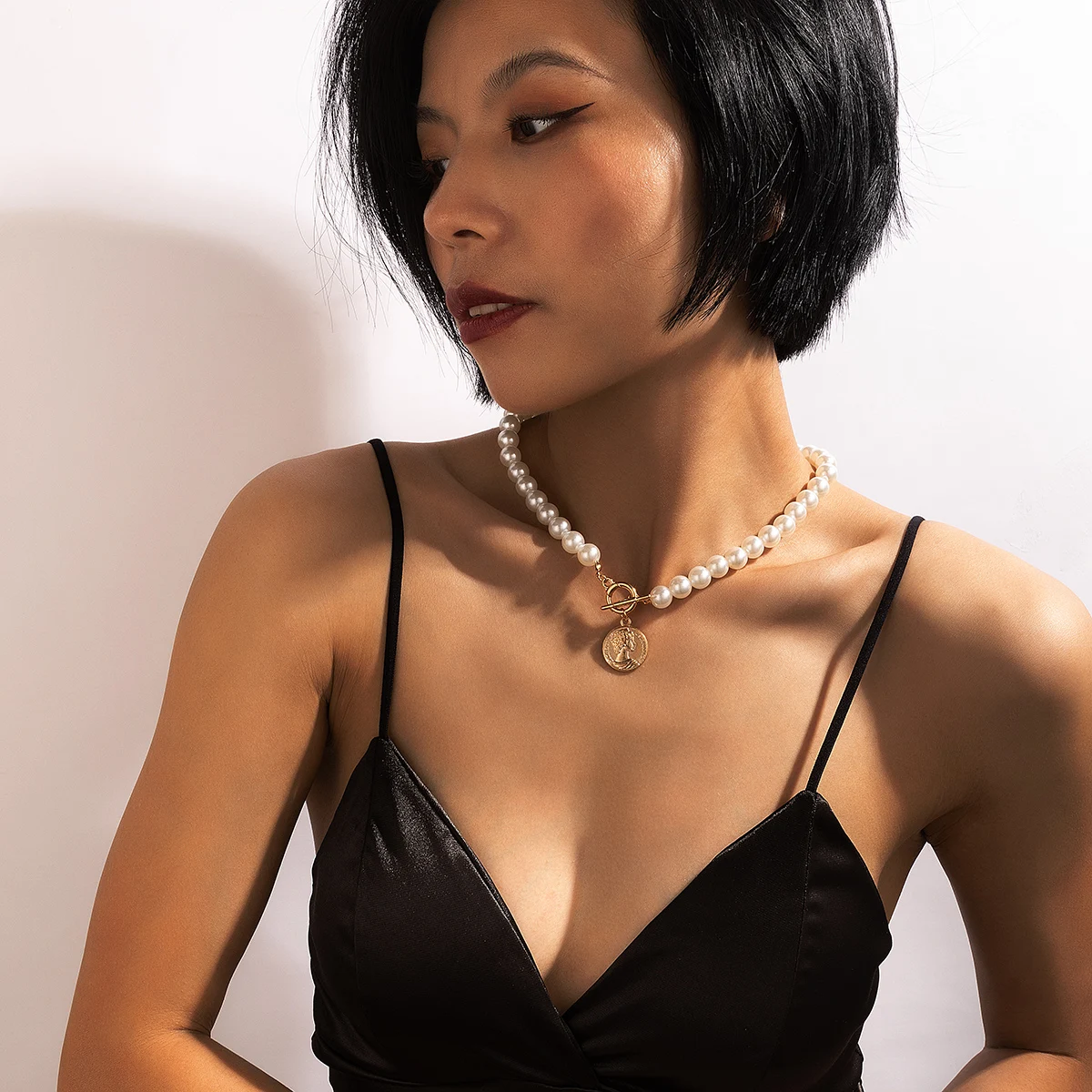 Luxury Pearl Stone Necklace