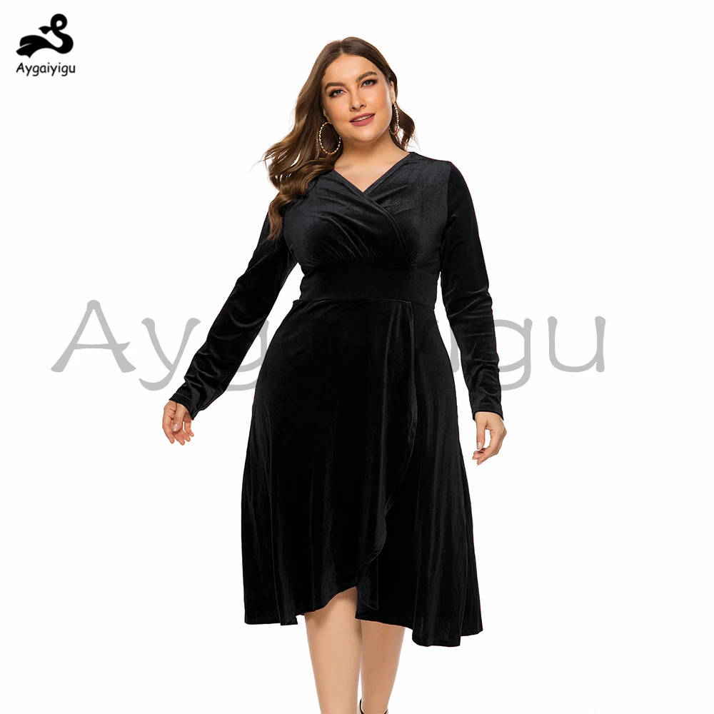 Aygaiyigu размера плюс женское бархатное платье большого размера Дамские до середины икры асимметричные платья модная теплая одежда с v-образным вырезом и длинным рукавом