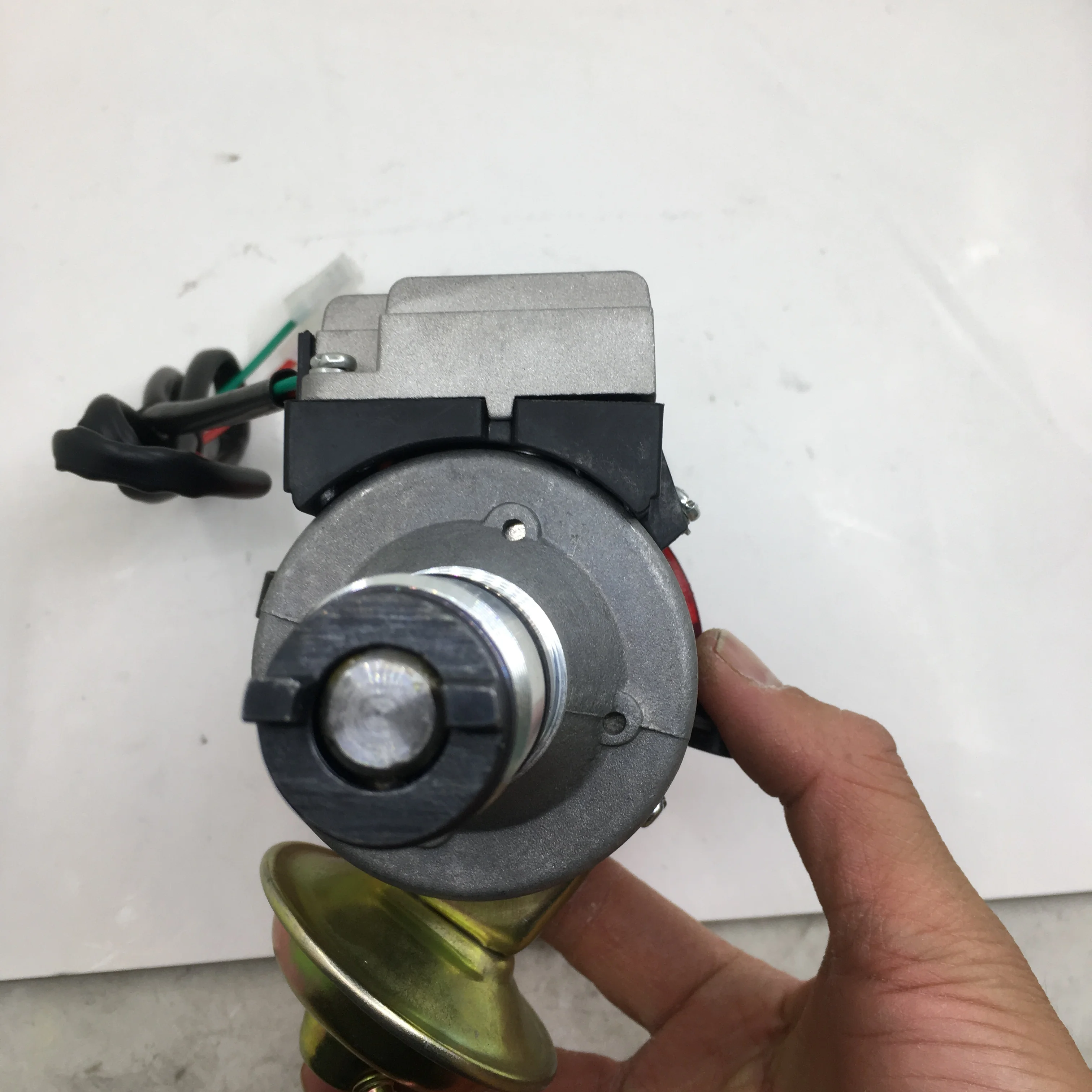 SherryBerg Complete Distributor for Empi 9437 Electronic All-In-One Vacuum Advance Distributor for VW Aircooled Engine Red Cap