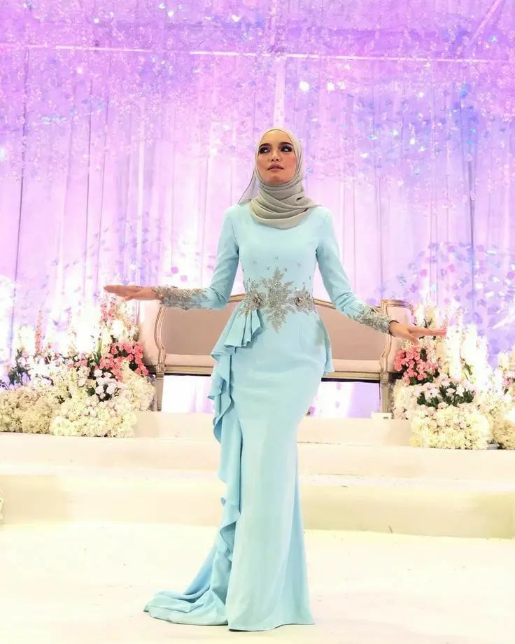

Muslim Long Sleeve Lace Beaded Evening Dresses with Peplum Light Blue Satin Floor Length Formal Party Dresses for Women