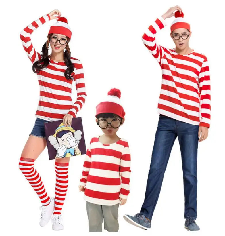 Папа мама и ребенок родитель где Wally Waldo одинаковые наряды рубашка шапка очки