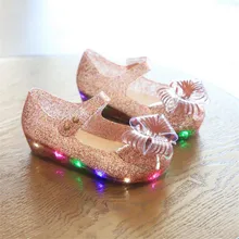 Новинка; обувь с подсветкой; обувь принцессы с бантом; розовые прозрачные детские сандалии с открытым носком; детские сандалии с кристаллами для девочек