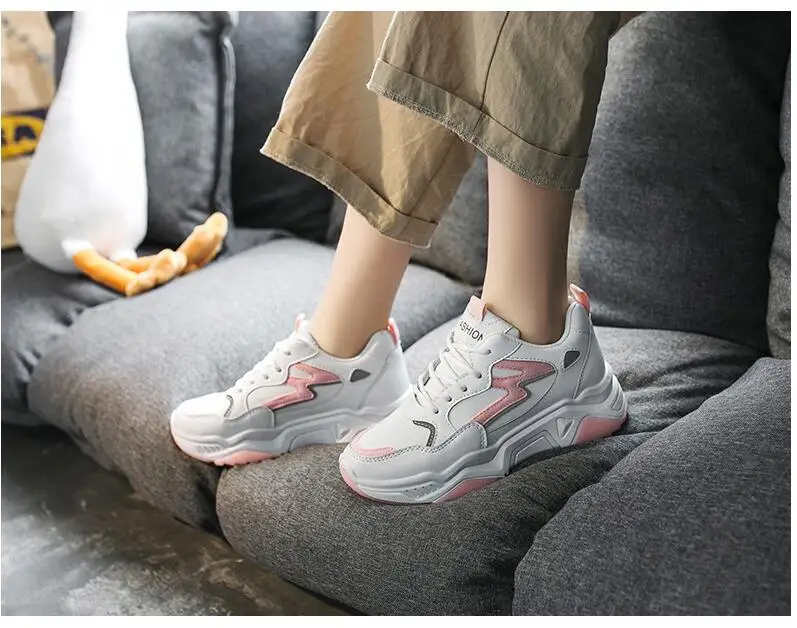 8761964489_773255129