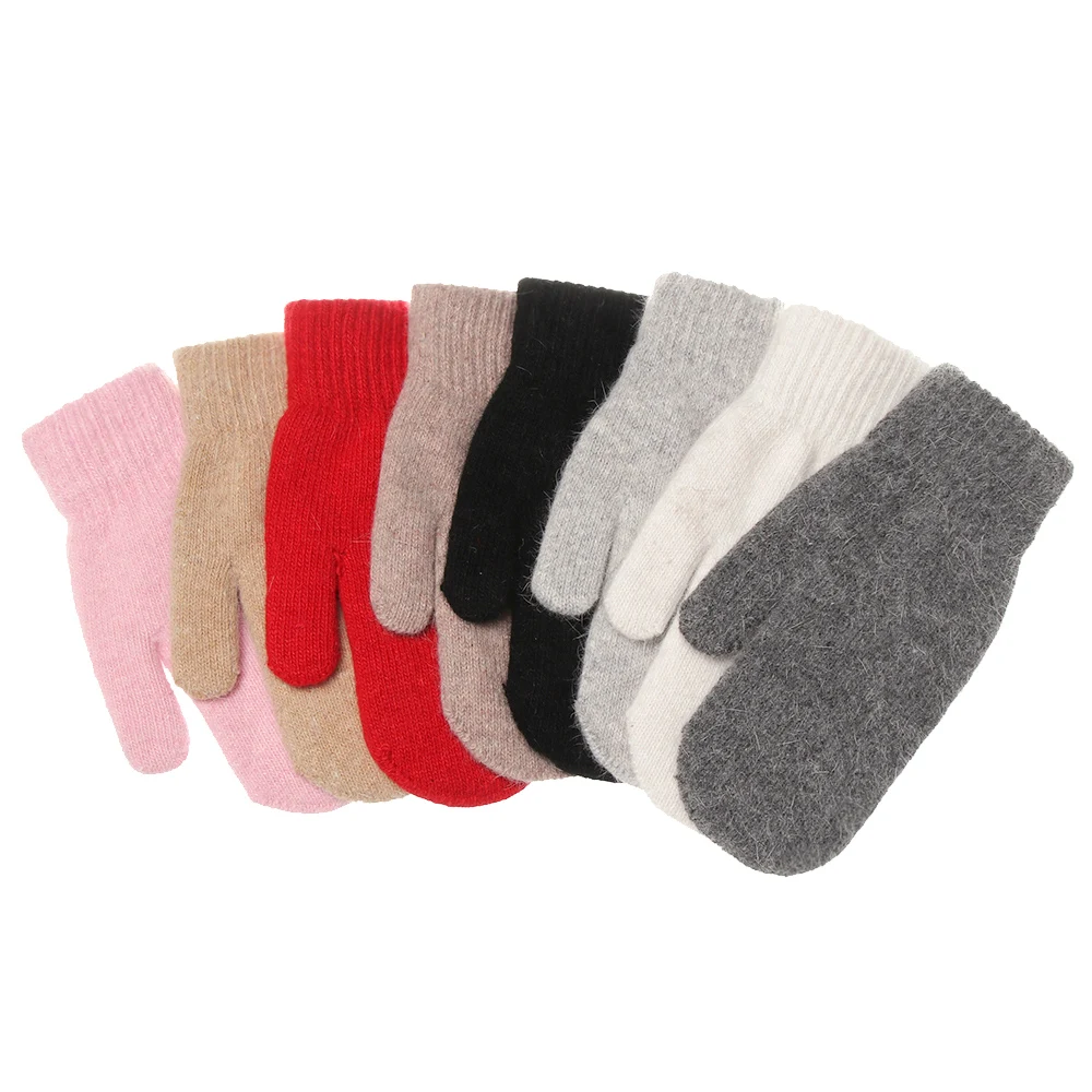 Рисунок 3 - Перчатки женские двухслойные из кроличьего меха