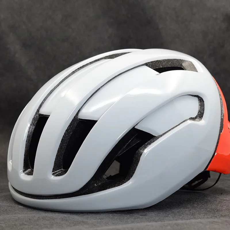 Integrally-molded Cycling Helmet Eps Men Women Bike Helmet Ultralight Sports Bicycle Helmet M 54-60 Capacete Ciclismo